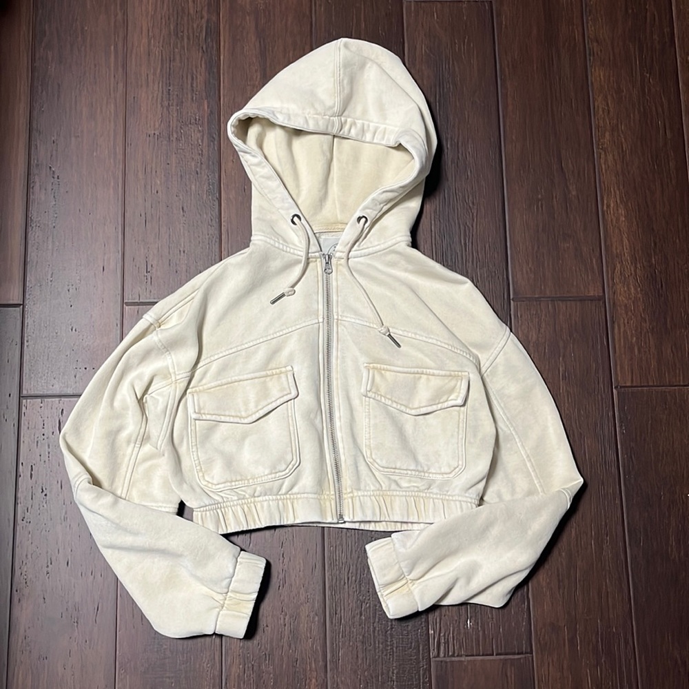 cropped zip-up hoodie